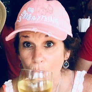 Meet your Posher, Nadine